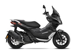 Neumotorrad Aprilia SR GT 200
