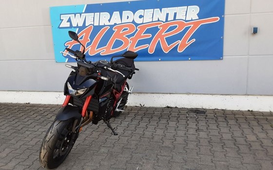 Gebrauchtmotorrad Honda CB750 Hornet - Bild 2