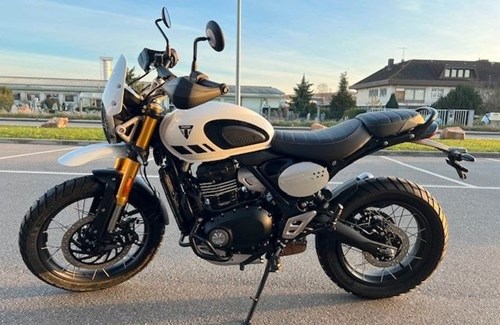 Gebrauchtmotorrad Triumph Scrambler 400 XC