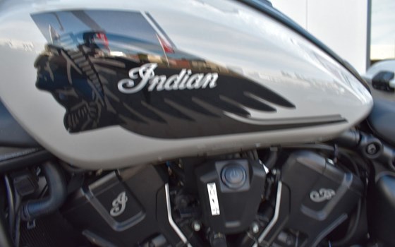 Gebrauchtmotorrad Indian Sport Scout - Bild 5