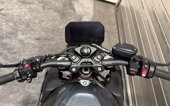 Gebrauchtmotorrad BMW S 1000 R - Bild 7