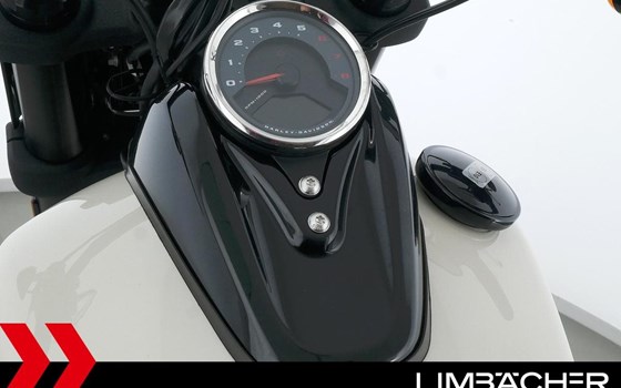 Gebrauchtmotorrad Harley-Davidson Softail Fat Bob 114 FXFBS - Bild 20