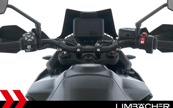 Gebrauchtmotorrad KTM 890 SMT - Bild 13