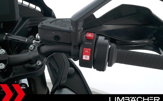 Gebrauchtmotorrad KTM 890 SMT - Bild 18