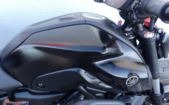 Gebrauchtmotorrad Yamaha MT-07 - Bild 3