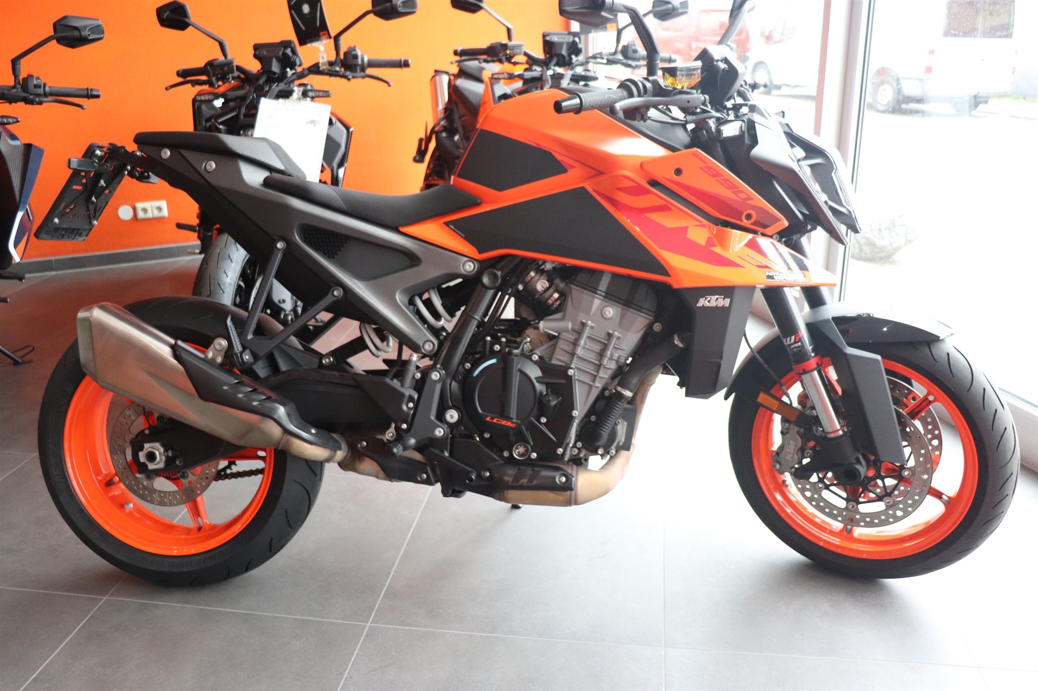 KTM 990 Duke TECH-Paket | kurzer KZT