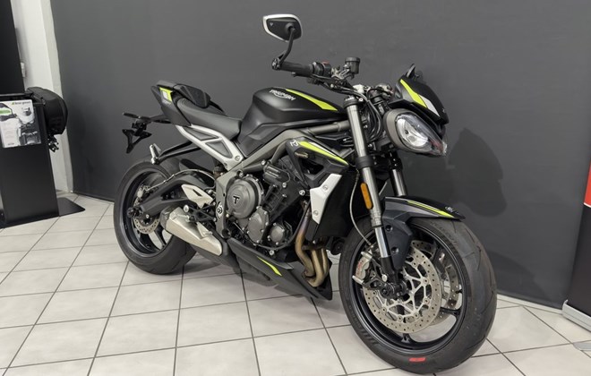 Triumph Street Triple RS