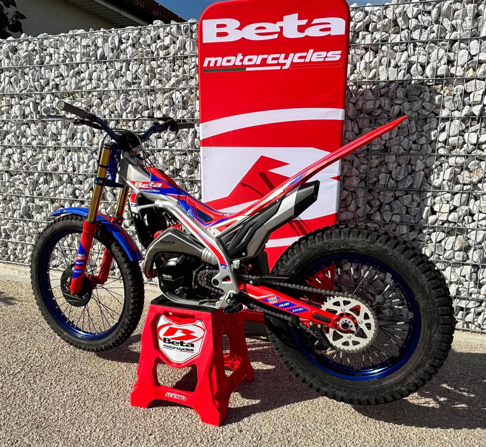 Beta SINCRO FACTORY 2T 300