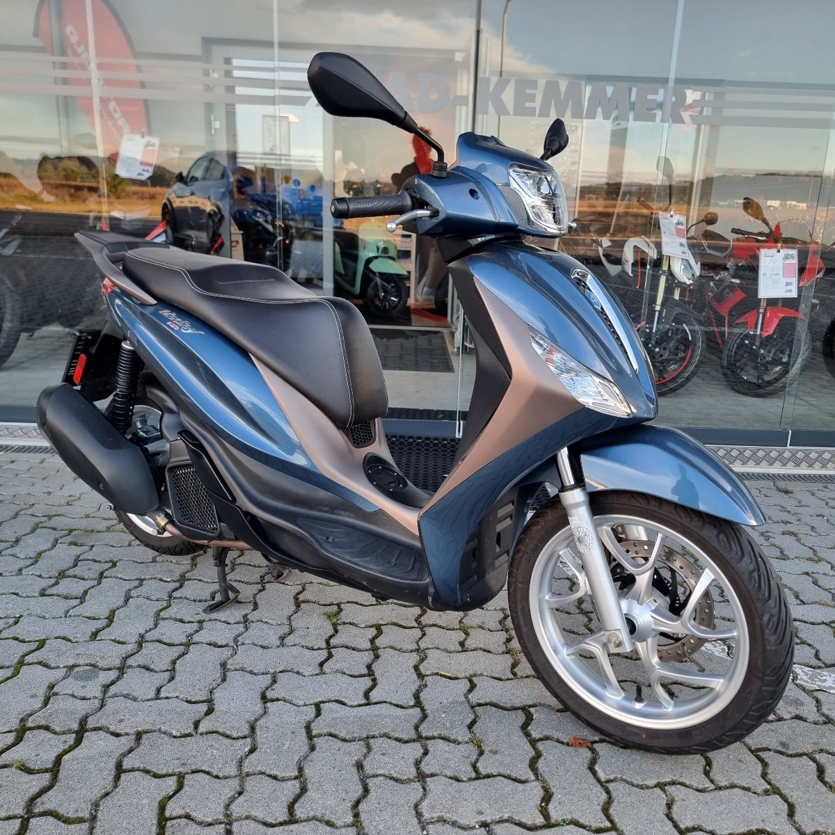 Piaggio Medley 125 ie IGET