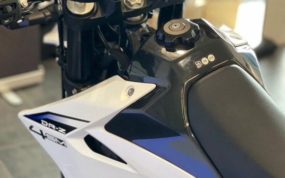 Gebrauchtmotorrad Suzuki DR-Z4SM - Bild 10