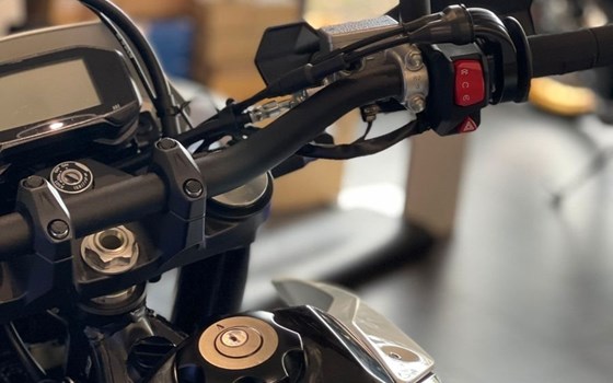 Gebrauchtmotorrad Suzuki DR-Z4SM - Bild 15