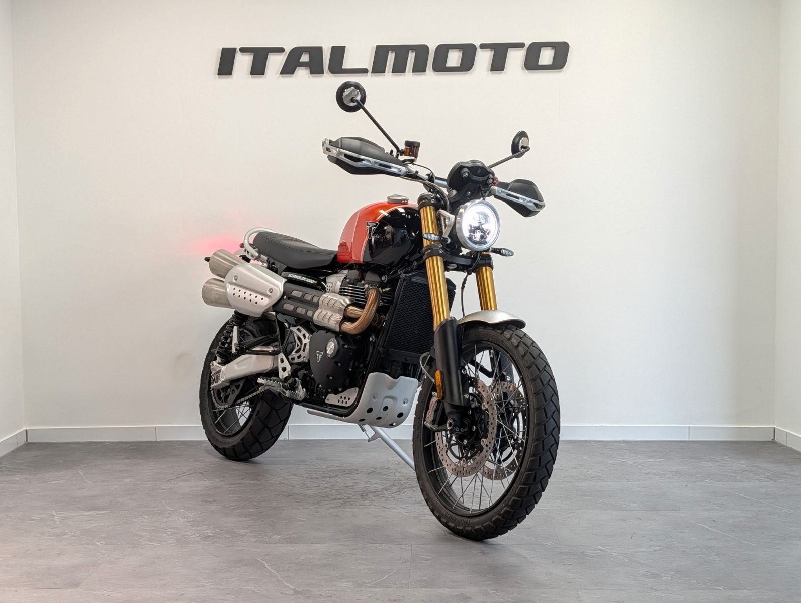 Triumph Scrambler 1200 XE