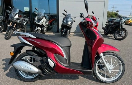 Neumotorrad Honda SH125