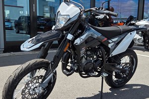 Angebot Peugeot XP6 Supermotard R