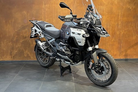 Reiseenduros für die große Tour