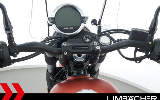Gebrauchtmotorrad Moto Guzzi V7 Stone - Bild 22