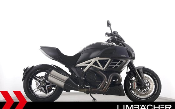 Gebrauchtmotorrad Ducati Diavel AMG - Bild 10