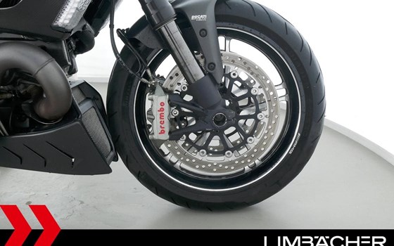 Gebrauchtmotorrad Ducati Diavel AMG - Bild 14