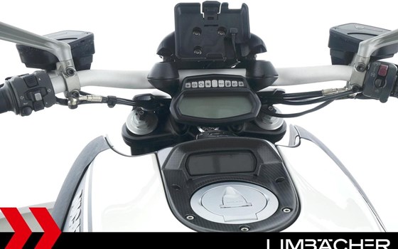 Gebrauchtmotorrad Ducati Diavel AMG - Bild 21