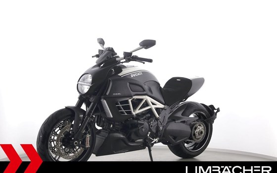 Gebrauchtmotorrad Ducati Diavel AMG - Bild 4
