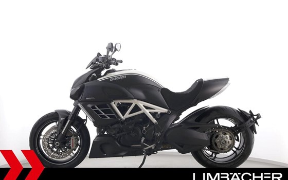 Gebrauchtmotorrad Ducati Diavel AMG - Bild 5