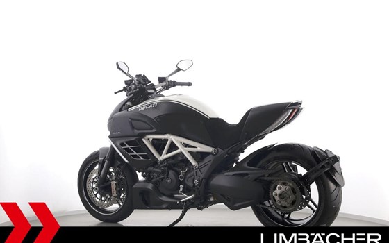Gebrauchtmotorrad Ducati Diavel AMG - Bild 6