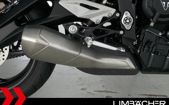 Gebrauchtmotorrad Triumph Street Triple 765 R A2 - Bild 15