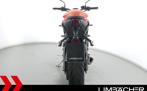Gebrauchtmotorrad Triumph Street Triple 765 R A2 - Bild 16