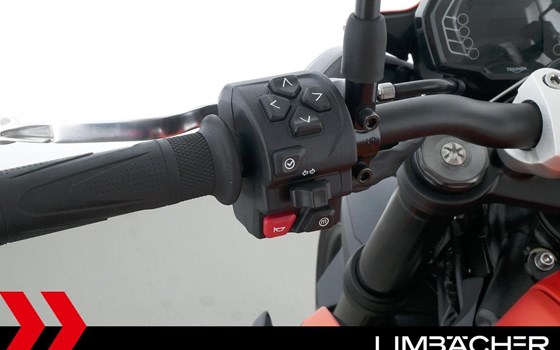Gebrauchtmotorrad Triumph Street Triple 765 R A2 - Bild 19
