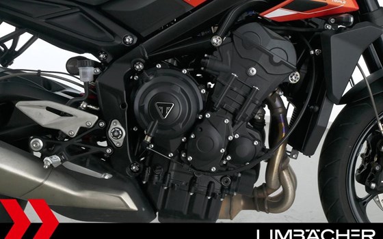 Gebrauchtmotorrad Triumph Street Triple 765 R A2 - Bild 23