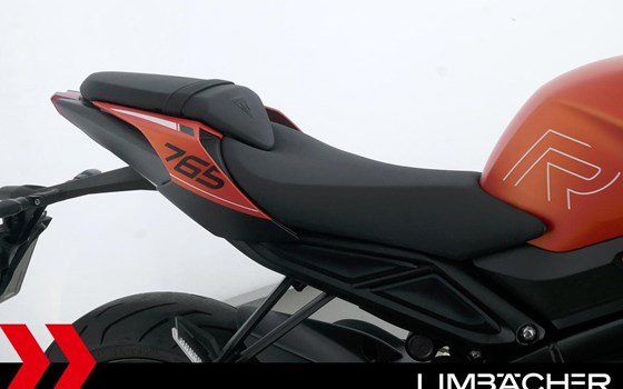 Gebrauchtmotorrad Triumph Street Triple 765 R A2 - Bild 24