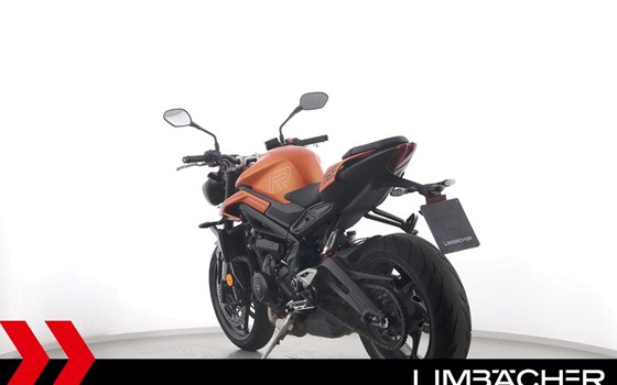 Gebrauchtmotorrad Triumph Street Triple 765 R A2 - Bild 7