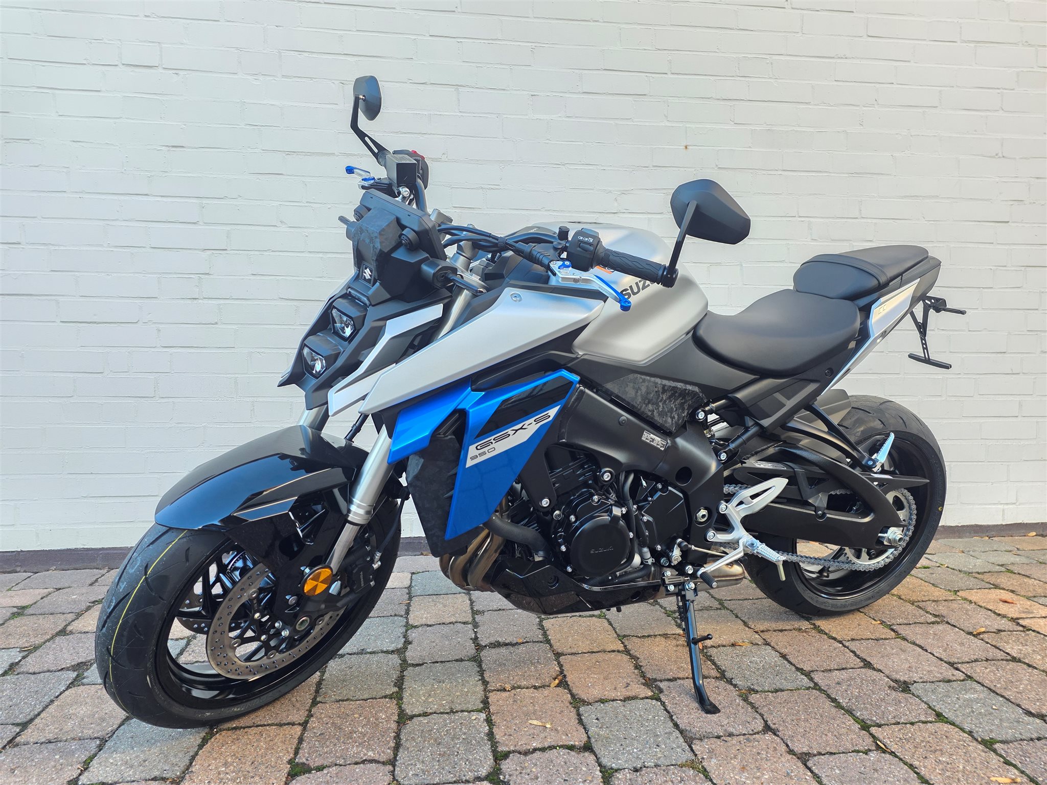 Suzuki GSX-S950