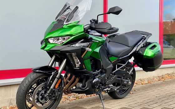 Gebrauchtmotorrad Kawasaki Versys 1100 SE - Bild 2