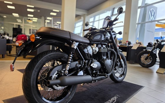 Gebrauchtmotorrad Triumph Bonneville T120 Black - Bild 3