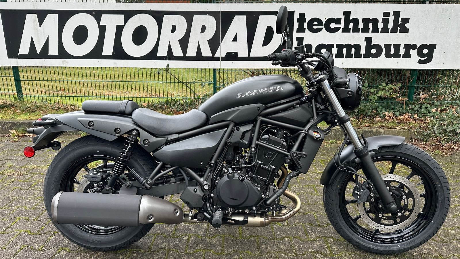 Kawasaki Eliminator 500