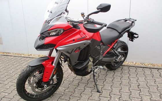 Gebrauchtmotorrad Ducati Multistrada V4 S - Bild 2