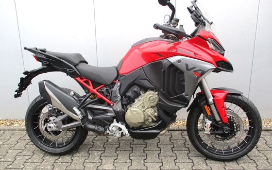Gebrauchtmotorrad Ducati Multistrada V4 S - Bild 3