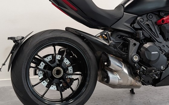 Gebrauchtmotorrad Ducati Diavel 1260 S - Bild 9