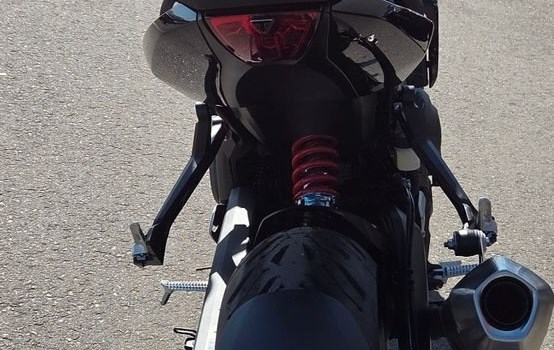 Gebrauchtmotorrad Triumph Trident 800 - Bild 4
