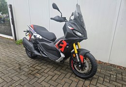 Neumotorrad Aprilia SR GT 400