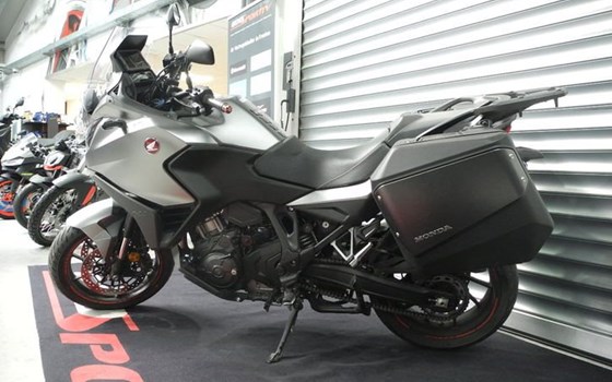 Gebrauchtmotorrad Honda NT1100 DCT - Bild 2