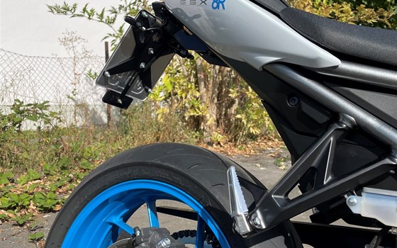 Gebrauchtmotorrad Suzuki GSX-8R - Bild 7