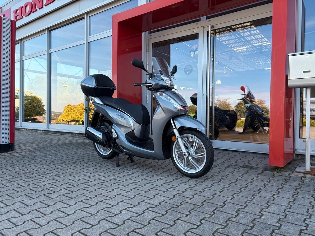 Honda SH300i