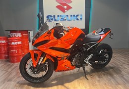 Neumotorrad Suzuki GSX-8R Daidai-Iro Power Edition