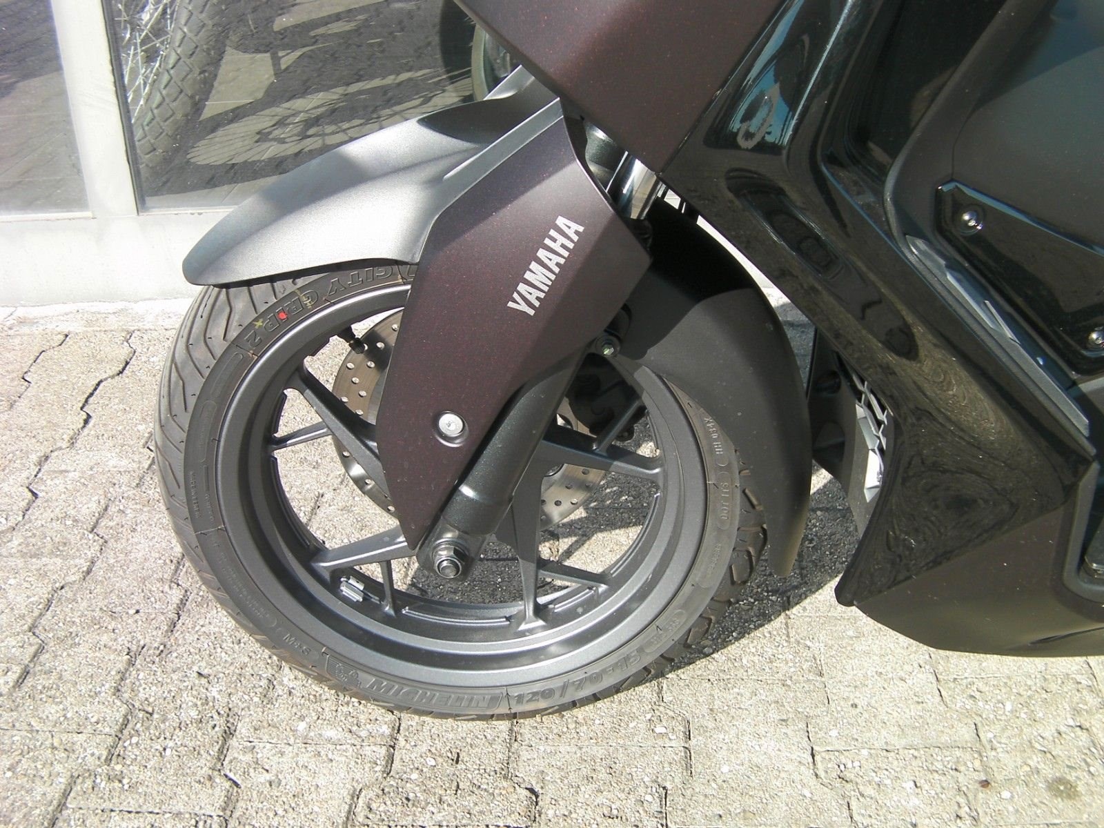 Yamaha XMAX 300 Tech MAX