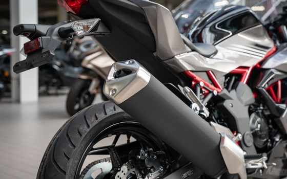 Neufahrzeug Kawasaki Ninja 125 - Bild 16