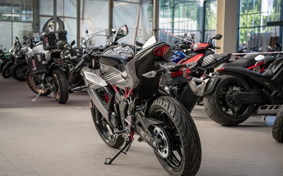 Neufahrzeug Kawasaki Ninja 125 - Bild 5