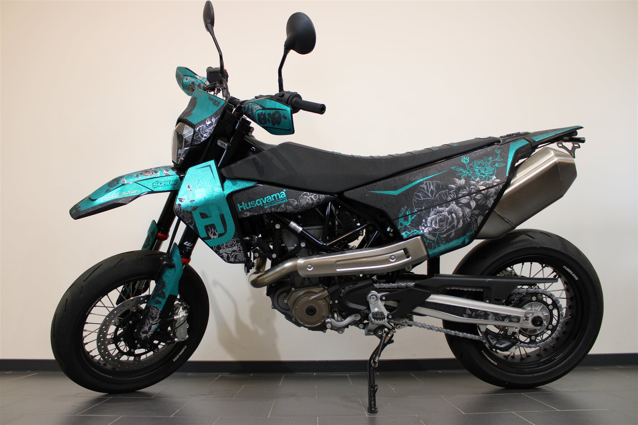 Husqvarna 701 Supermoto