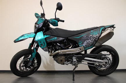 Husqvarna 701 Supermoto